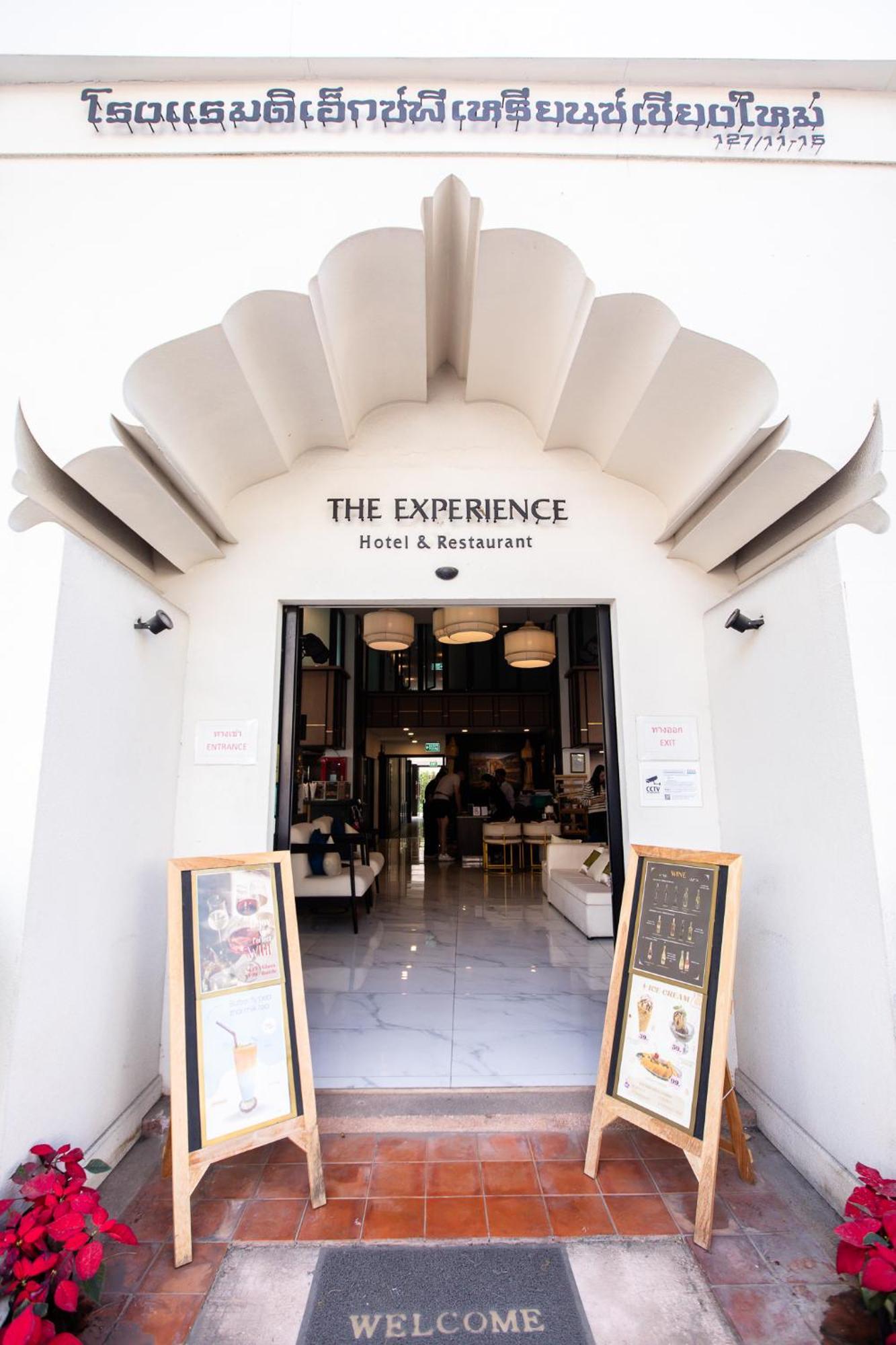 Отель The Experience Walking Street Чиангмай Экстерьер фото