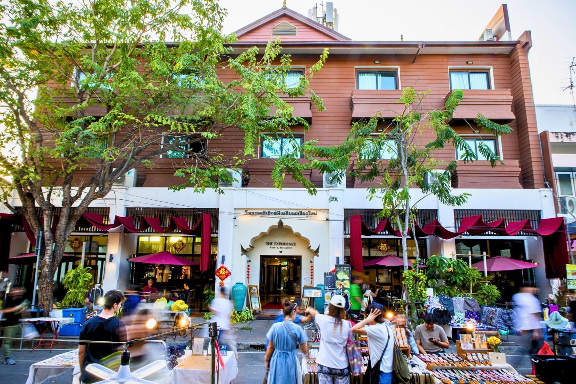 Отель The Experience Walking Street Чиангмай Экстерьер фото